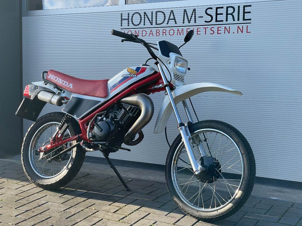 Honda MT5 met motorkenteken – Honda M Onderdelen Webshop