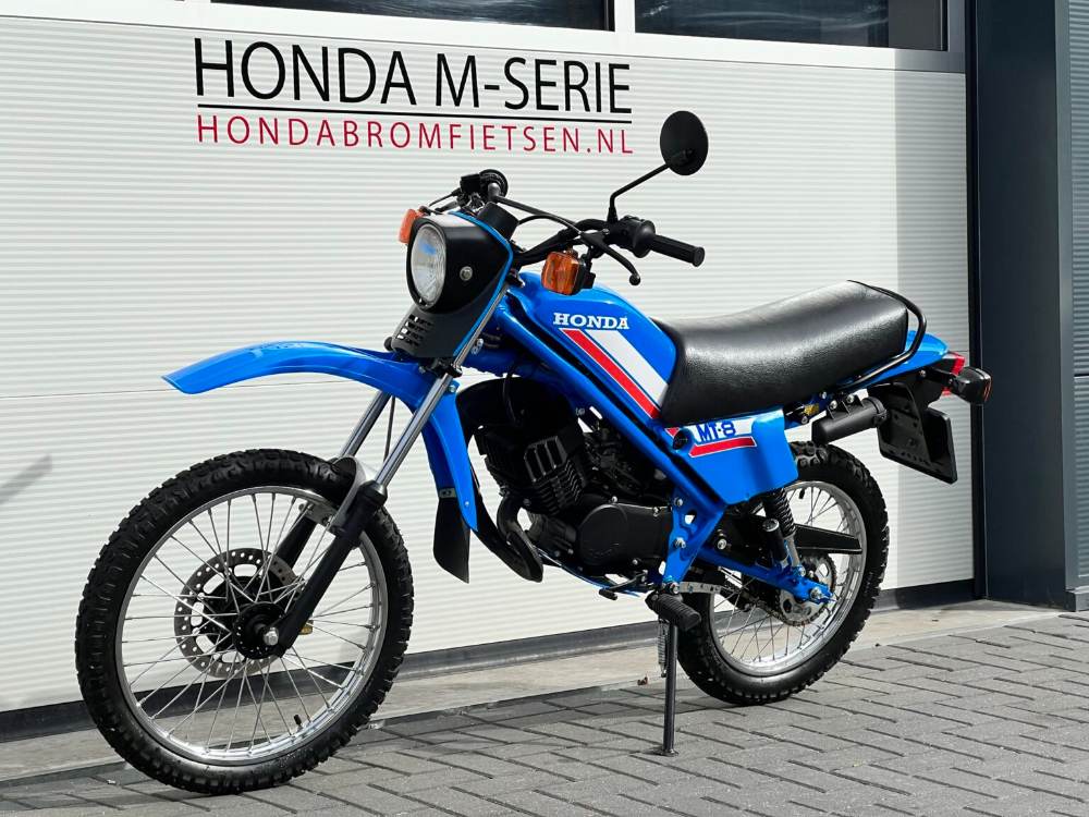 Volledig nieuw gebouwde Honda MT8! HD02 PB109 Special incl. remschijf ...